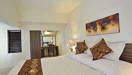 Hotel Aqua Vibes-Deluxe-Room-2