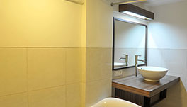 Hotel Aqua Vibes-Deluxe-Room-8