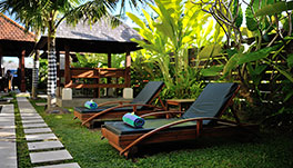 Hotel Aqua Vibes-Pool-Area-5